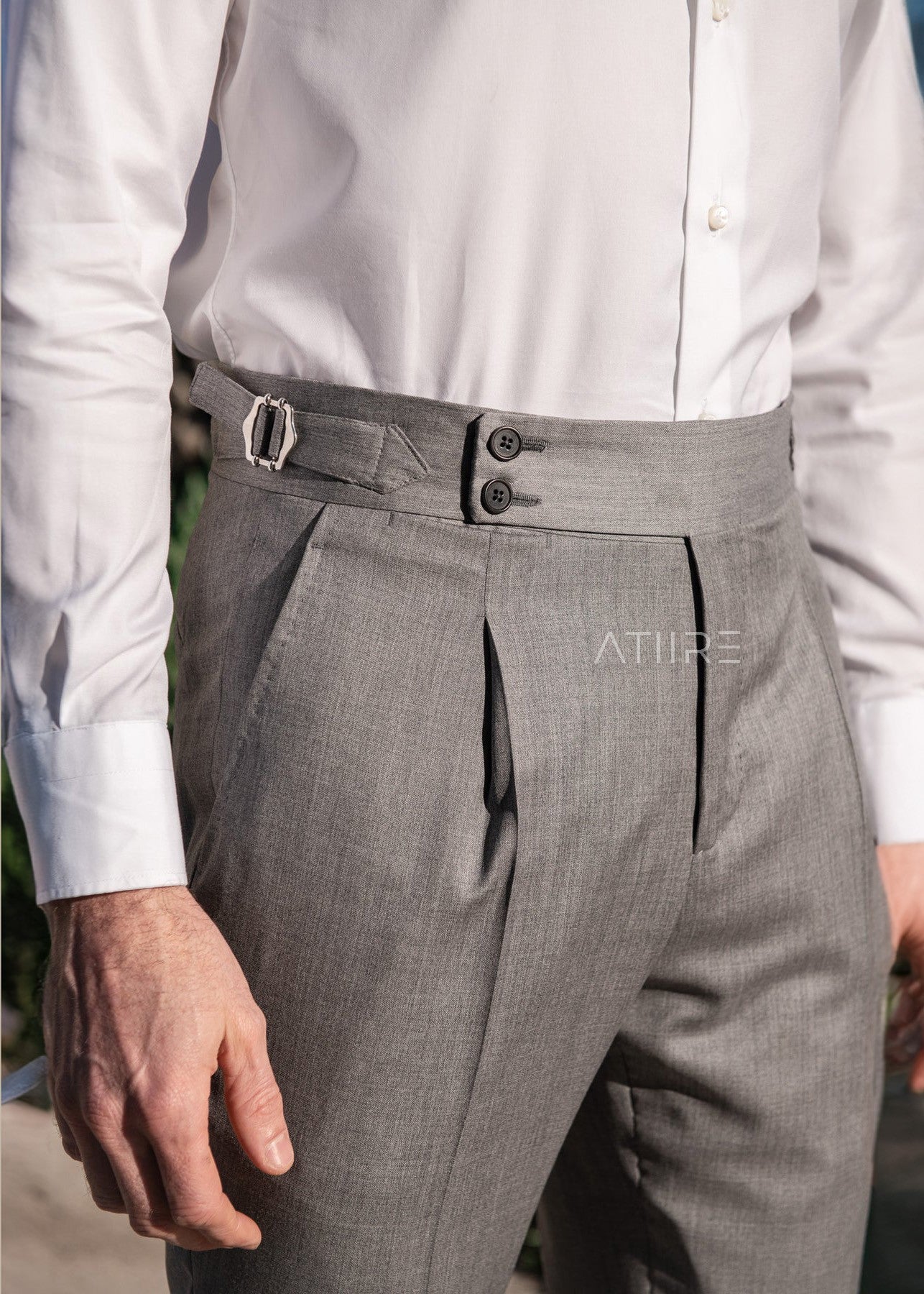 GRAIN EDITION SIGNATURE BUTTONED GURKHA PANTS BY ATIIRE